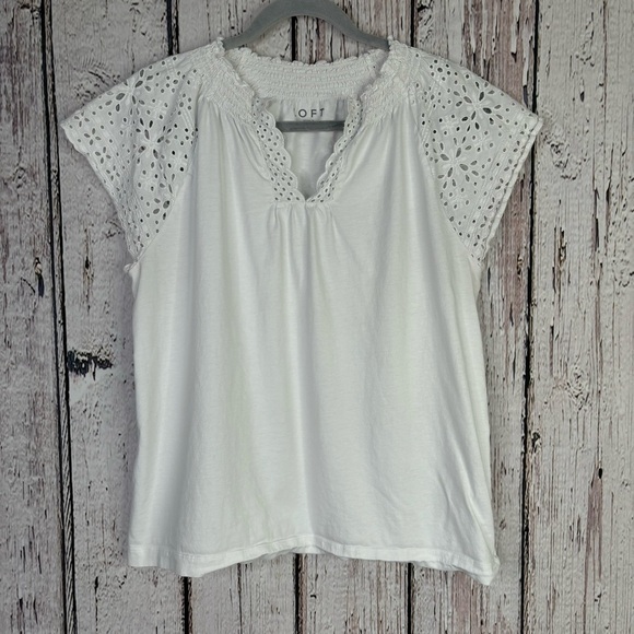 LOFT Tops - LOFT Size Large White Blouse Eyelet Sleeves & Neck‎ Split Neckline 100% Cotton